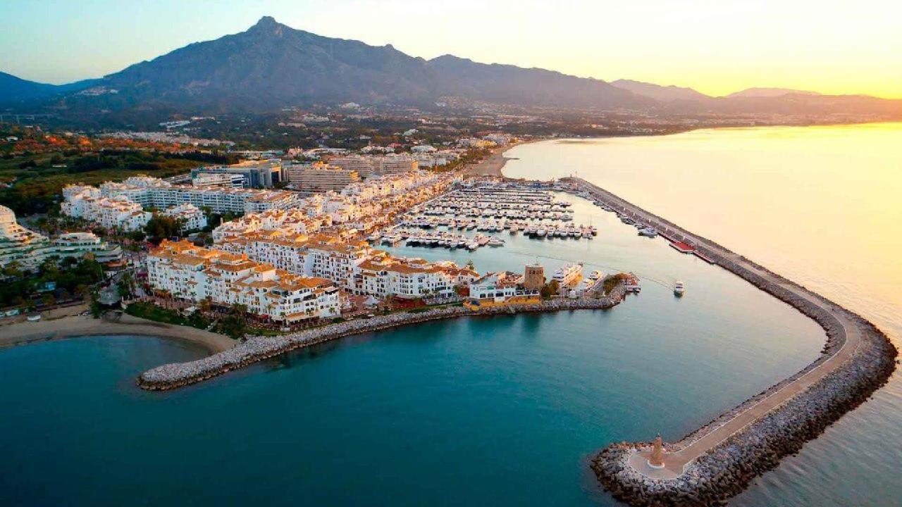 Beach & Puerto Banus Marbella Penthouse ภายนอก รูปภาพ